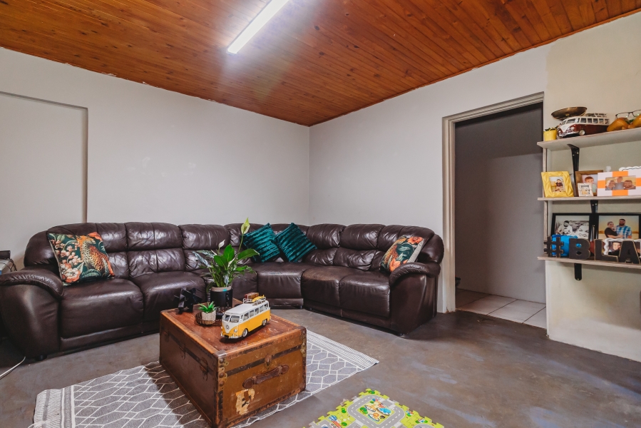 5 Bedroom Property for Sale in Blanco Western Cape